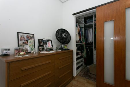 Casa à venda com 550m², 3 quartos e 3 vagasSuíte 1