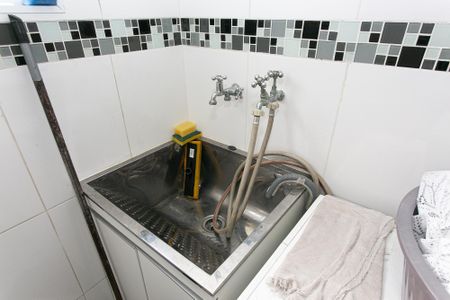 Casa à venda com 550m², 3 quartos e 3 vagasBanheiro da Suíte 2
