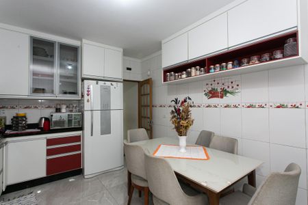 Casa à venda com 550m², 3 quartos e 3 vagasCozinha 1