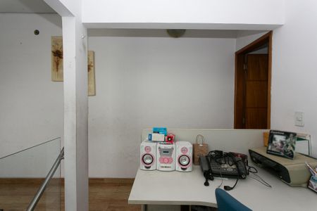 Casa à venda com 550m², 3 quartos e 3 vagasEscritório
