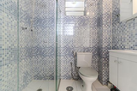 Banheiro de kitnet/studio à venda com 1 quarto, 32m² em Vila Buarque, São Paulo