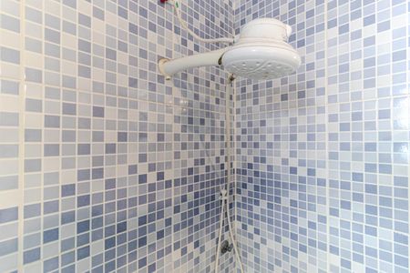 Banheiro de kitnet/studio à venda com 1 quarto, 32m² em Vila Buarque, São Paulo