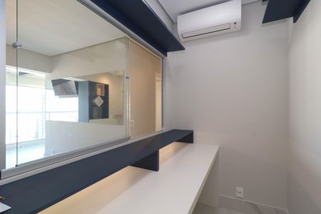 Apartamento para alugar com 69m², 2 quartos e 1 vaga Apartamento para alugar com 69m², 2 quartos e 1 vagaEscritório