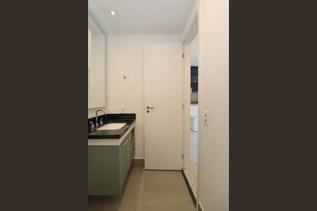 Apartamento para alugar com 69m², 2 quartos e 1 vaga Apartamento para alugar com 69m², 2 quartos e 1 vagaBanheiro