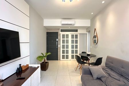 Apartamento à venda com 80m², 2 quartos e 1 vagaCozinha