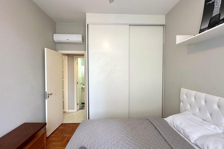 Apartamento à venda com 80m², 2 quartos e 1 vagaQuarto