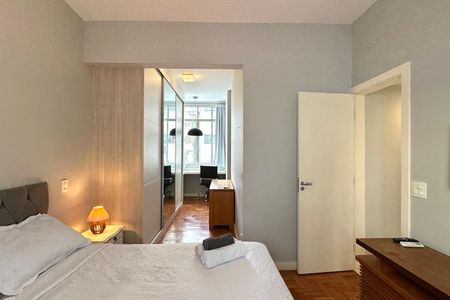 Apartamento à venda com 80m², 2 quartos e 1 vagaSuíte