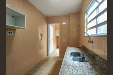Apartamento para alugar com 75m², 2 quartos e 2 vagas Apartamento para alugar com 75m², 2 quartos e 2 vagasCozinha