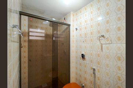 Apartamento para alugar com 70m², 2 quartos e 1 vaga Apartamento para alugar com 70m², 2 quartos e 1 vagaBanheiro Corredor