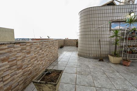 Apartamento à venda com 237m², 3 quartos e 2 vagasCobertura