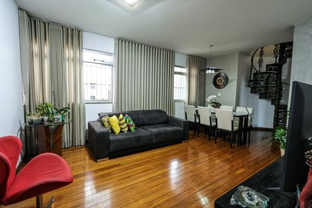 Sala de apartamento para alugar com 3 quartos, 237m² em Caiçara-adelaide, Belo Horizonte