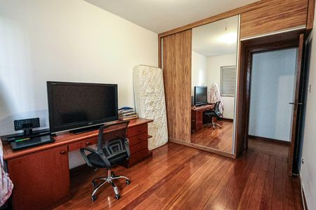 Apartamento à venda com 237m², 3 quartos e 2 vagasQuarto 1