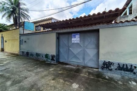 Casa para alugar com 65m², 2 quartos e 1 vaga Casa para alugar com 65m², 2 quartos e 1 vagaFachada
