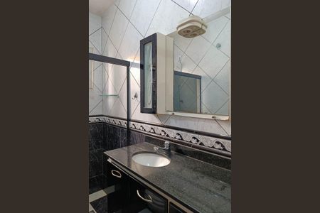 Casa para alugar com 65m², 2 quartos e 1 vaga Casa para alugar com 65m², 2 quartos e 1 vagaBanheiro