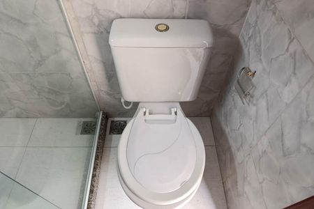 Casa para alugar com 65m², 2 quartos e 1 vaga Casa para alugar com 65m², 2 quartos e 1 vagaBanheiro de serviço