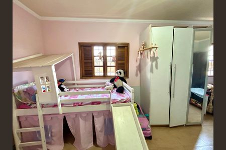 Casa para alugar com 200m², 4 quartos e 2 vagasQuarto Suíte 1