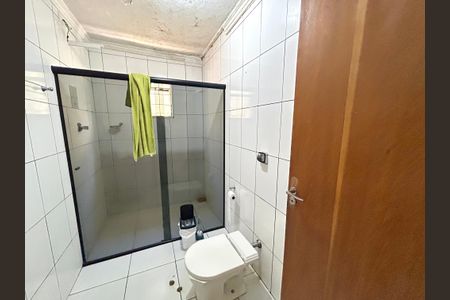 Casa para alugar com 200m², 4 quartos e 2 vagasBanheiro 1