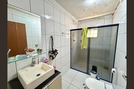 Casa para alugar com 200m², 4 quartos e 2 vagasBanheiro 1