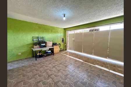 Casa para alugar com 200m², 4 quartos e 2 vagas Casa para alugar com 200m², 4 quartos e 2 vagasGaragem