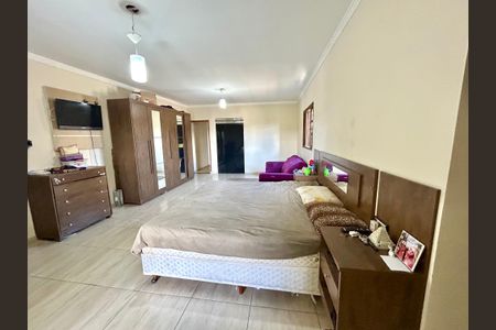 Casa para alugar com 200m², 4 quartos e 2 vagasQuarto Suíte 2