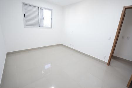 Casa de condomínio para alugar com 209m², 3 quartos e 4 vagas