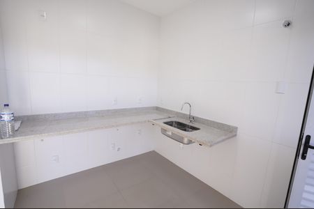 Casa de condomínio para alugar com 209m², 3 quartos e 4 vagas