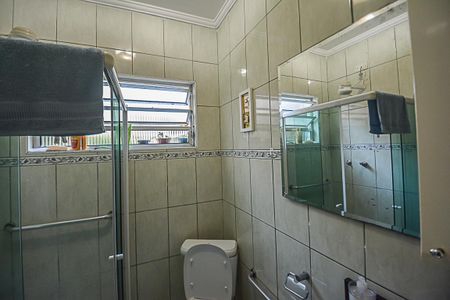 Casa à venda com 300m², 4 quartos e 2 vagasBanheiro 2