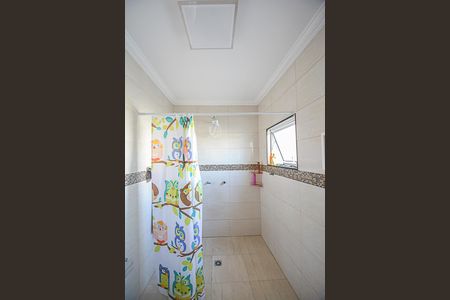 Casa à venda com 300m², 4 quartos e 2 vagasBanheiro 1