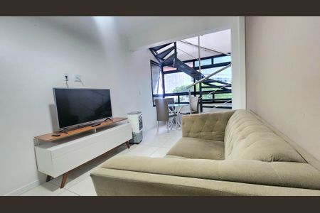 Sala 1 de apartamento para alugar com 2 quartos, 120m² em Ondina, Salvador
