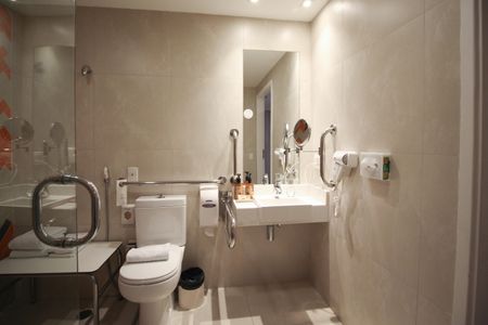 Banheiro de kitnet/studio à venda com 1 quarto, 30m² em Planalto Paulista, São Paulo