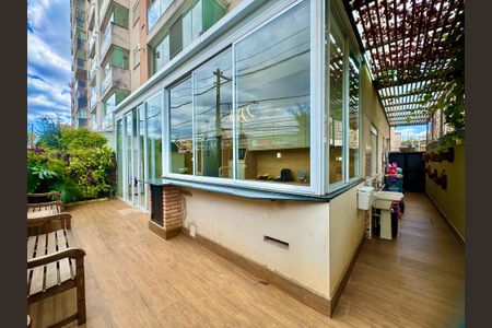 Apartamento à venda com 110m², 2 quartos e 1 vagaQuintal