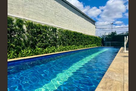 Apartamento à venda com 110m², 2 quartos e 1 vagaÁrea comum - Piscina