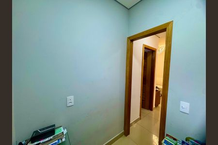 Apartamento à venda com 110m², 2 quartos e 1 vagaEscritório