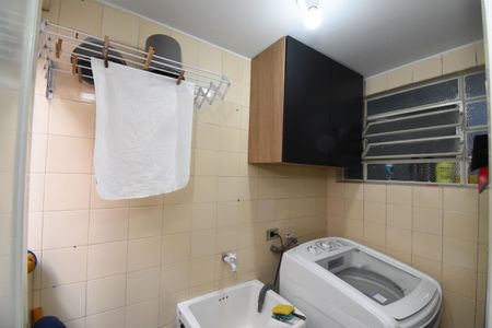 Apartamento para alugar com 55m², 2 quartos e 1 vagaÁrea de Serviço