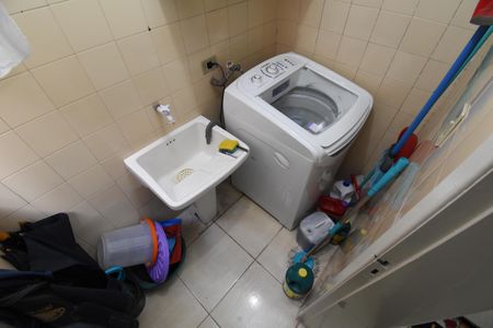 Apartamento para alugar com 55m², 2 quartos e 1 vagaÁrea de Serviço