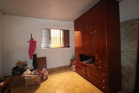 Casa à venda com 450m², 3 quartos e 2 vagasQuarto 1