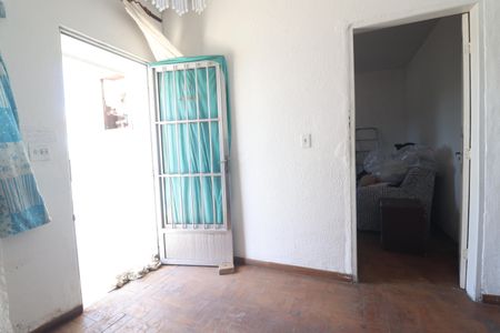 Casa à venda com 450m², 3 quartos e 2 vagasSala