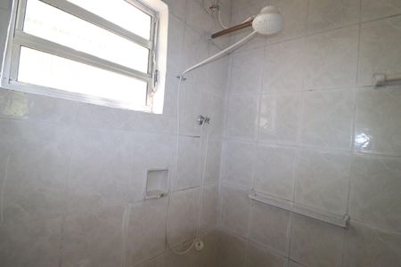 Casa à venda com 450m², 3 quartos e 2 vagasBanheiro