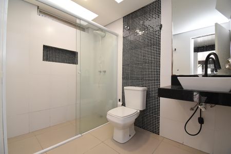 Casa para alugar com 200m², 4 quartos e 2 vagasBanheiro da Suíte