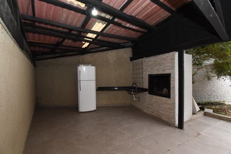 Casa para alugar com 200m², 4 quartos e 2 vagasÁrea externa - Churrasqueira