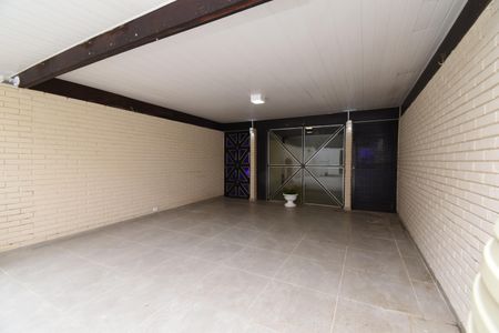 Casa para alugar com 200m², 4 quartos e 2 vagasVaranda/Garagem
