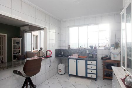 Apartamento à venda com 134m², 3 quartos e sem vagaCozinha