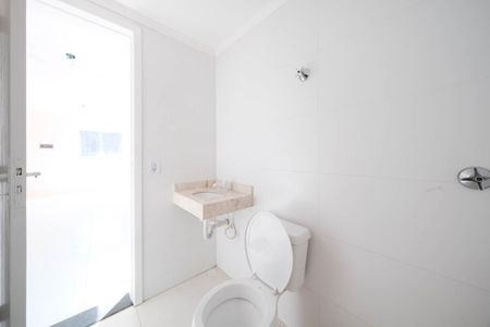 Apartamento para alugar com 42m², 2 quartos e sem vagaBanheiro
