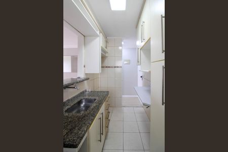 Apartamento para alugar com 69m², 3 quartos e 2 vagas Apartamento para alugar com 69m², 3 quartos e 2 vagasCozinha