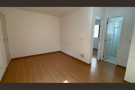 Sala de apartamento para alugar com 2 quartos, 49m² em Vargem Grande, Rio de Janeiro