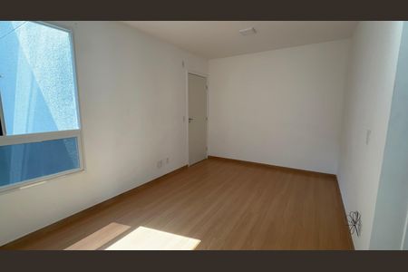 Sala de apartamento para alugar com 2 quartos, 49m² em Vargem Grande, Rio de Janeiro