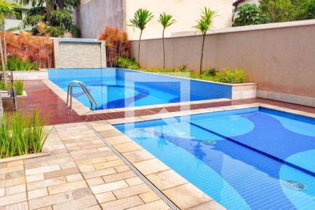 Apartamento para alugar com 76m², 1 quarto e 2 vagas Apartamento para alugar com 76m², 1 quarto e 2 vagasÁrea comum - Piscina