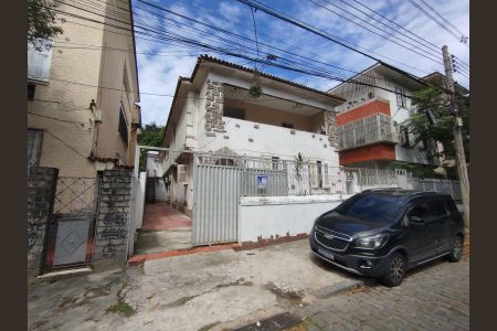 Casa para alugar com 90m², 3 quartos e sem vagaFachada