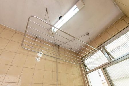 Apartamento para alugar com 70m², 2 quartos e 1 vagaÁrea de Serviço