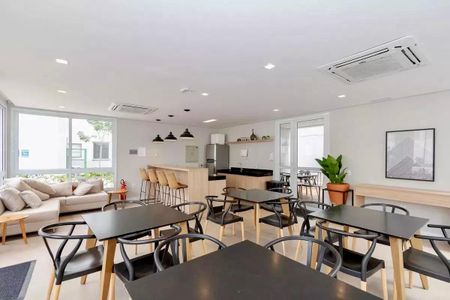 Apartamento à venda com 43m², 2 quartos e sem vagaSalão de Festas 